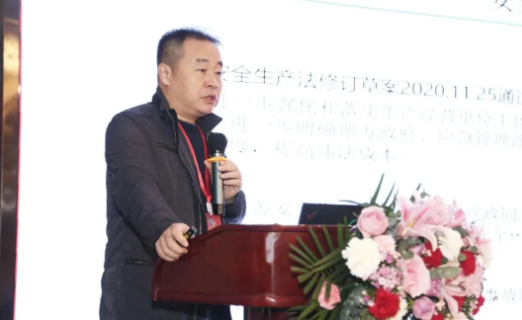 中國聚氨酯工業協會副秘書長 李建波